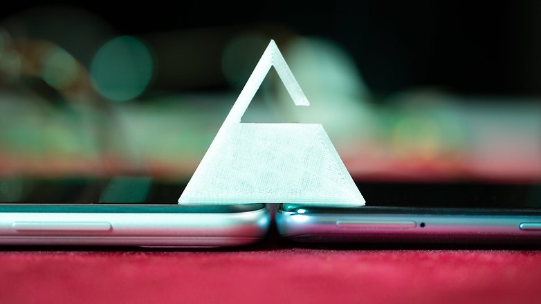 NextPit Samsung Galaxy A22 vs A54 5G edge