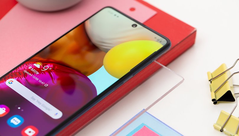 Qual é o melhor celular para comprar até R$ 800?