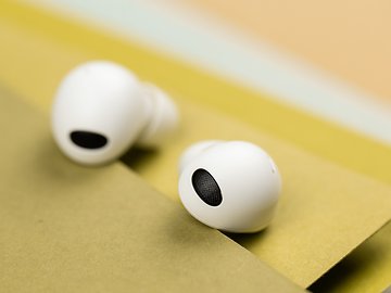 Galaxy Buds 3 Pro: Hat sich Samsung in die Nothing Ear verguckt?