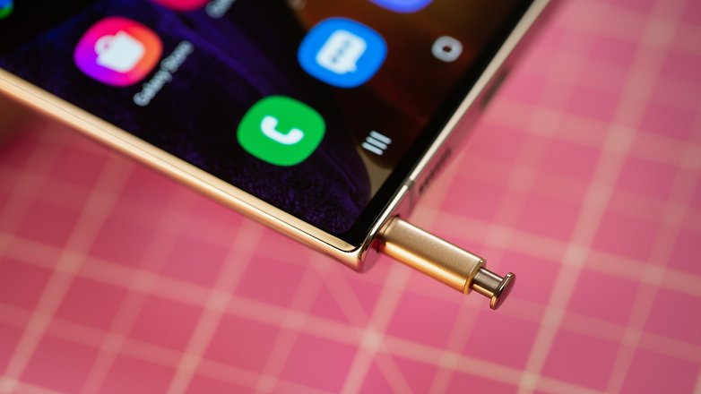 NextPit Samsung Galaxy Note 20 Ultra pen inside