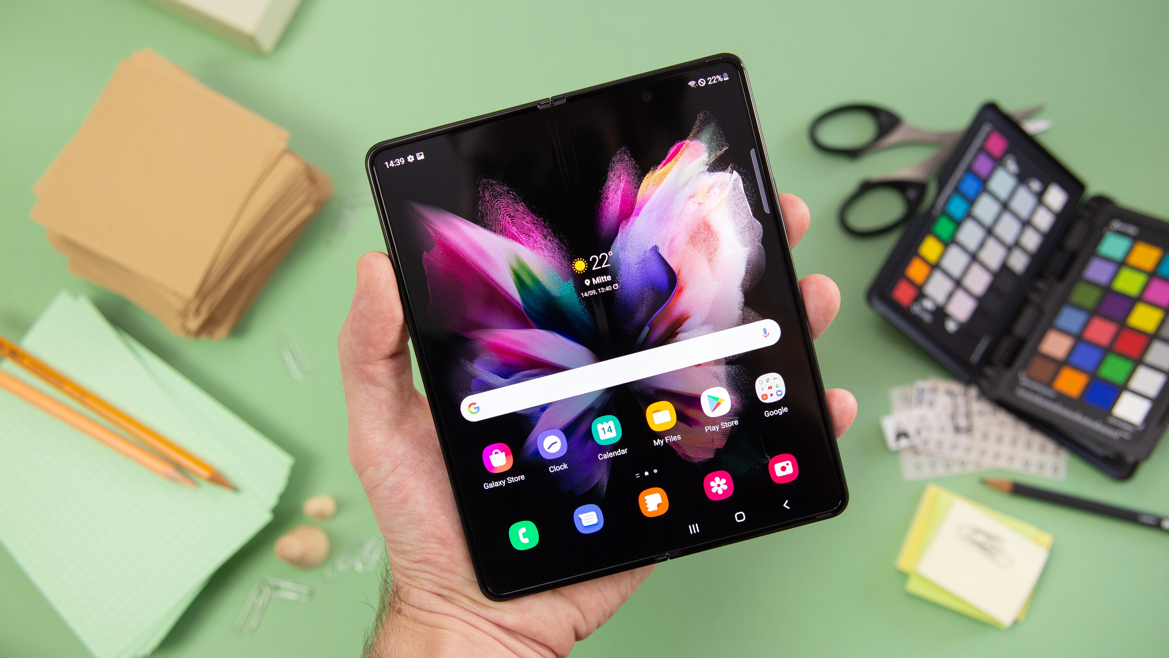 Samsung Galaxy Z Fold 3, Flip 3 multitasking features getting improved with  new Android 12L update