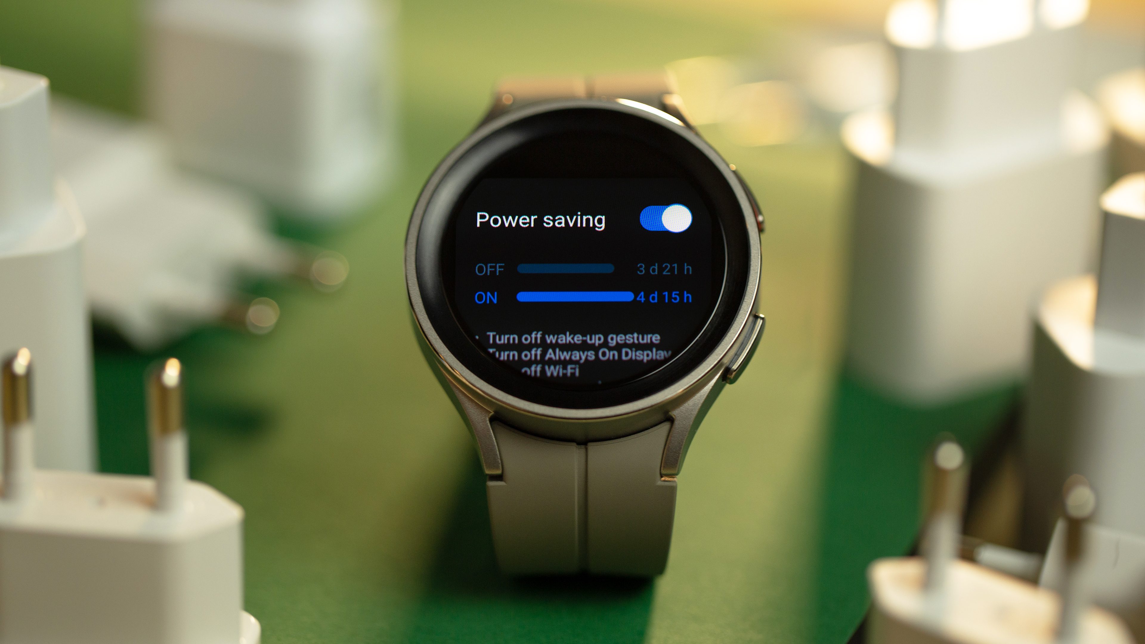 Galaxy Watch 4 : quel chargeur acheter pour charger le plus vite ? - Tout  Sur Google