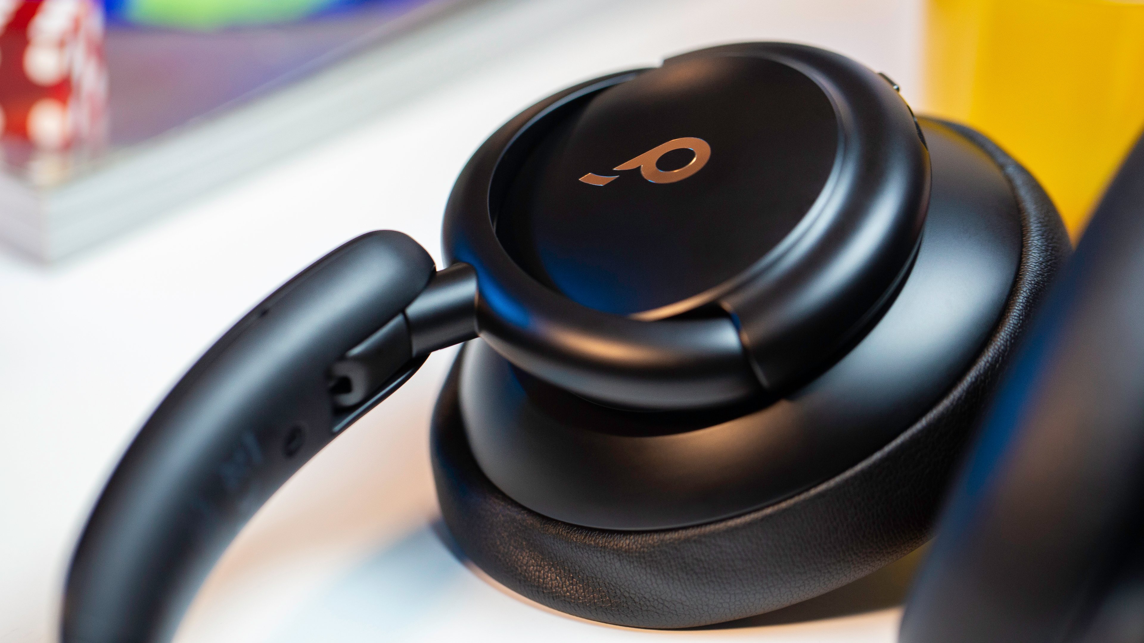 soundcore q30 weight