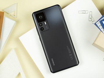 Cet excellent smartphone Xiaomi est &agrave; un prix record avec une paire d'&eacute;couteurs en prime!