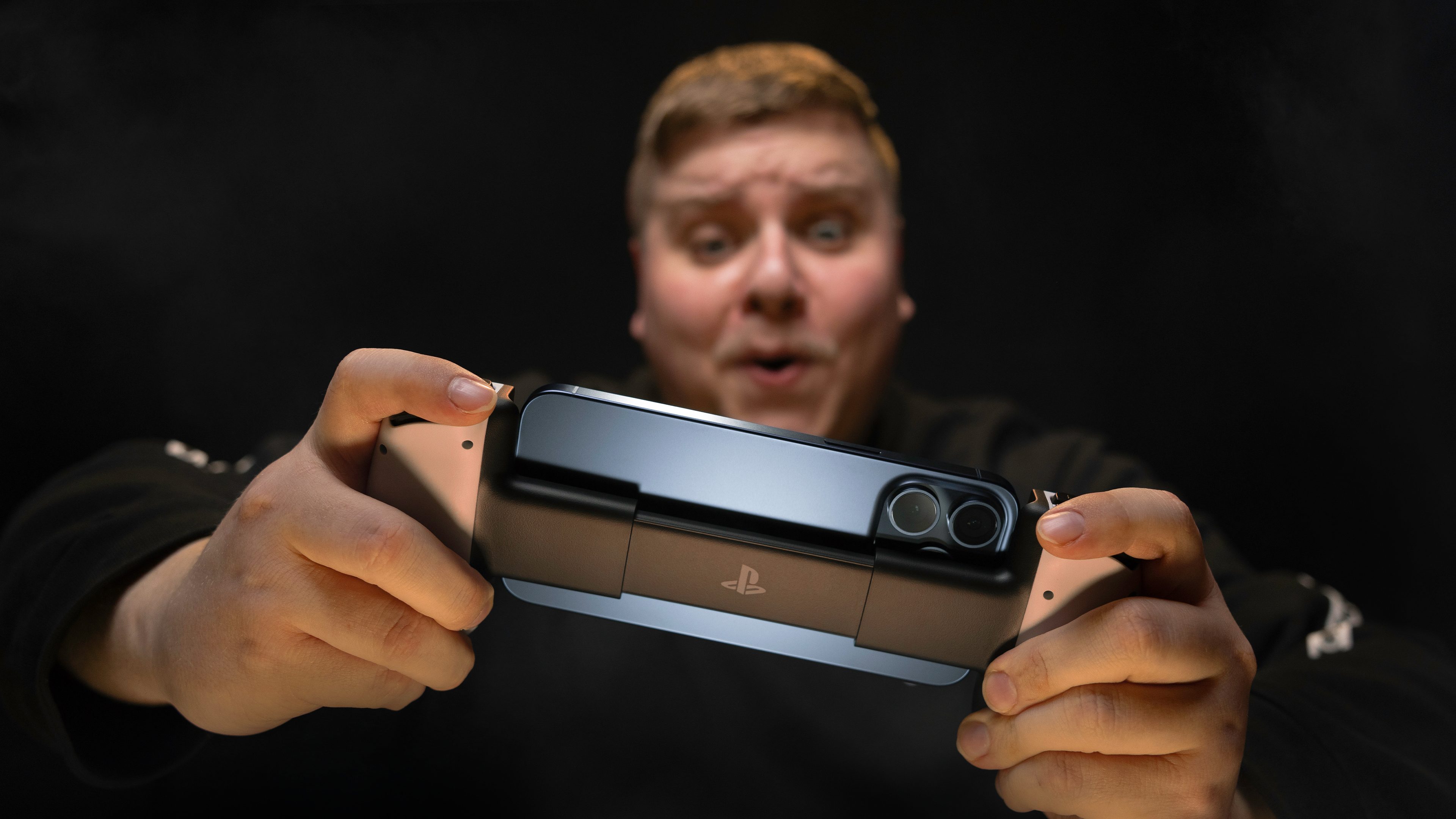 Manette PS5 pour iPhone BlackBone : voici les offres