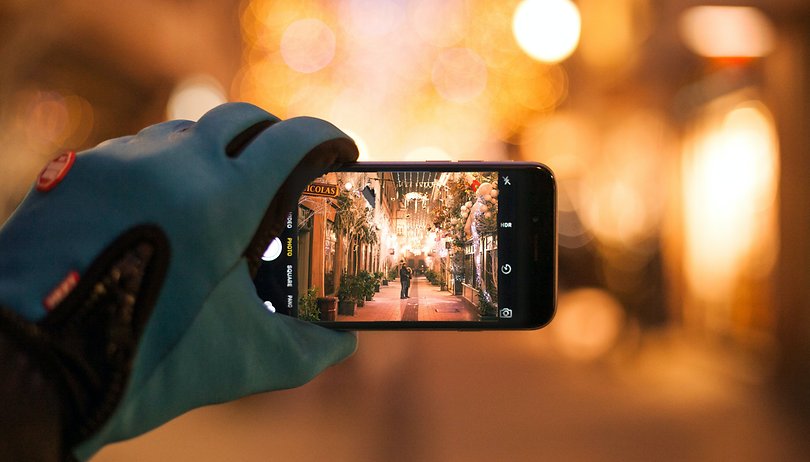 Câmera do celular sem foco? Saiba como resolver esse problema