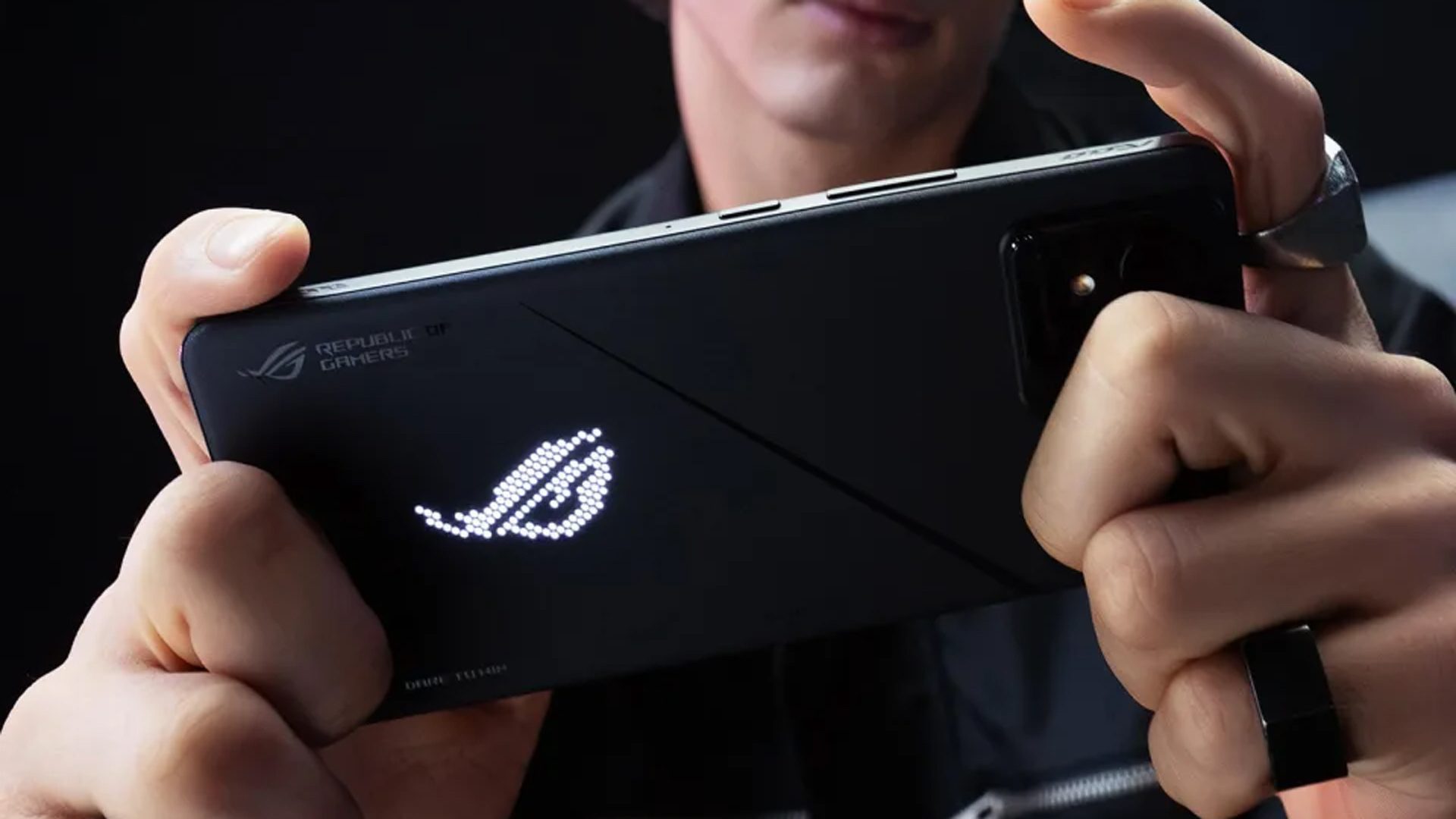 ASUS ROG Phone 8 Pro Specification 