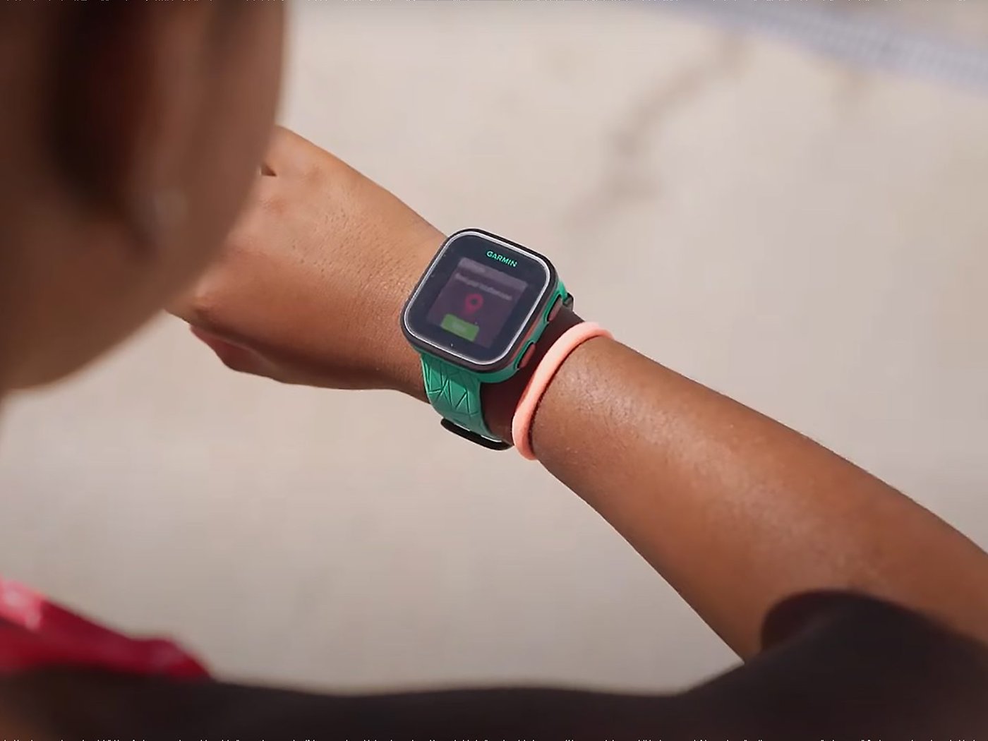Garmin Bounce is an LTE kids' smartwatch with real-time location tracking