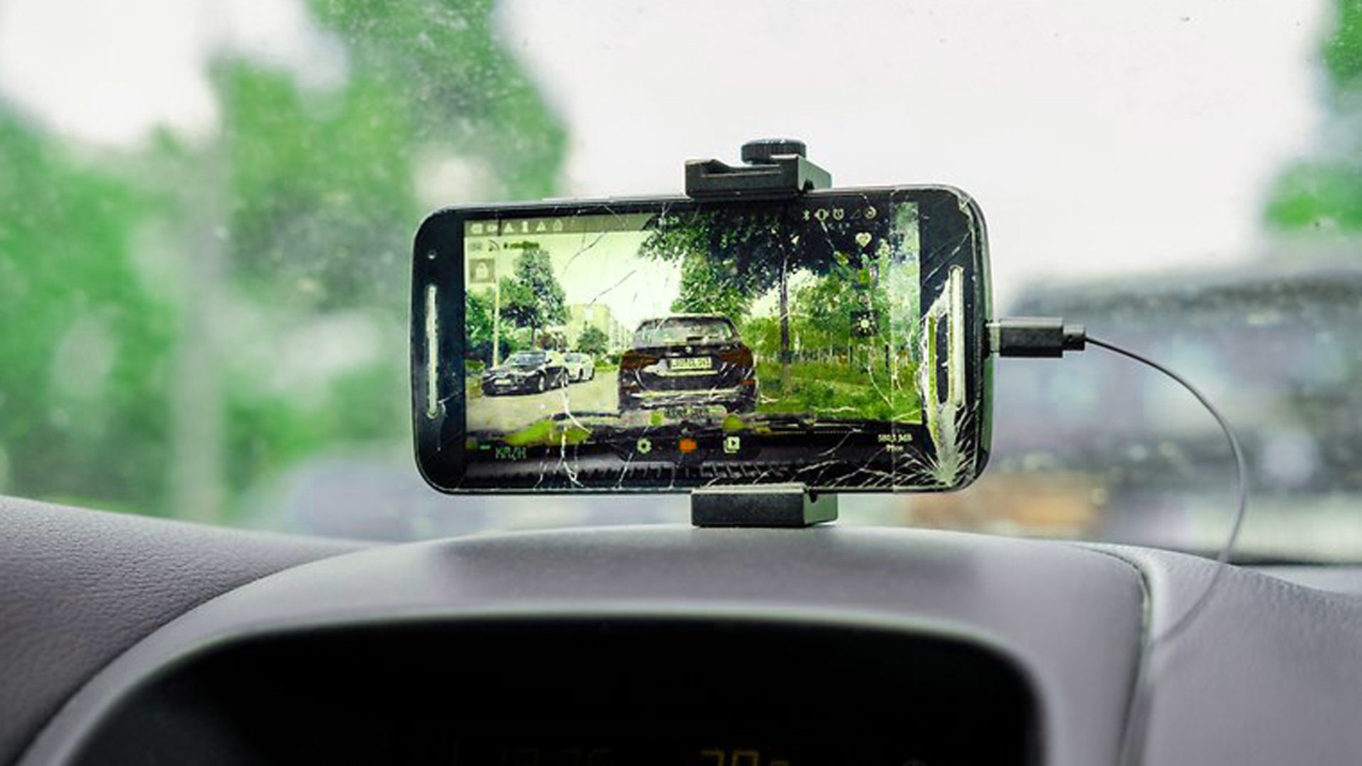 Google Could Activate Dashcam Mode on Android and Pixel Soon