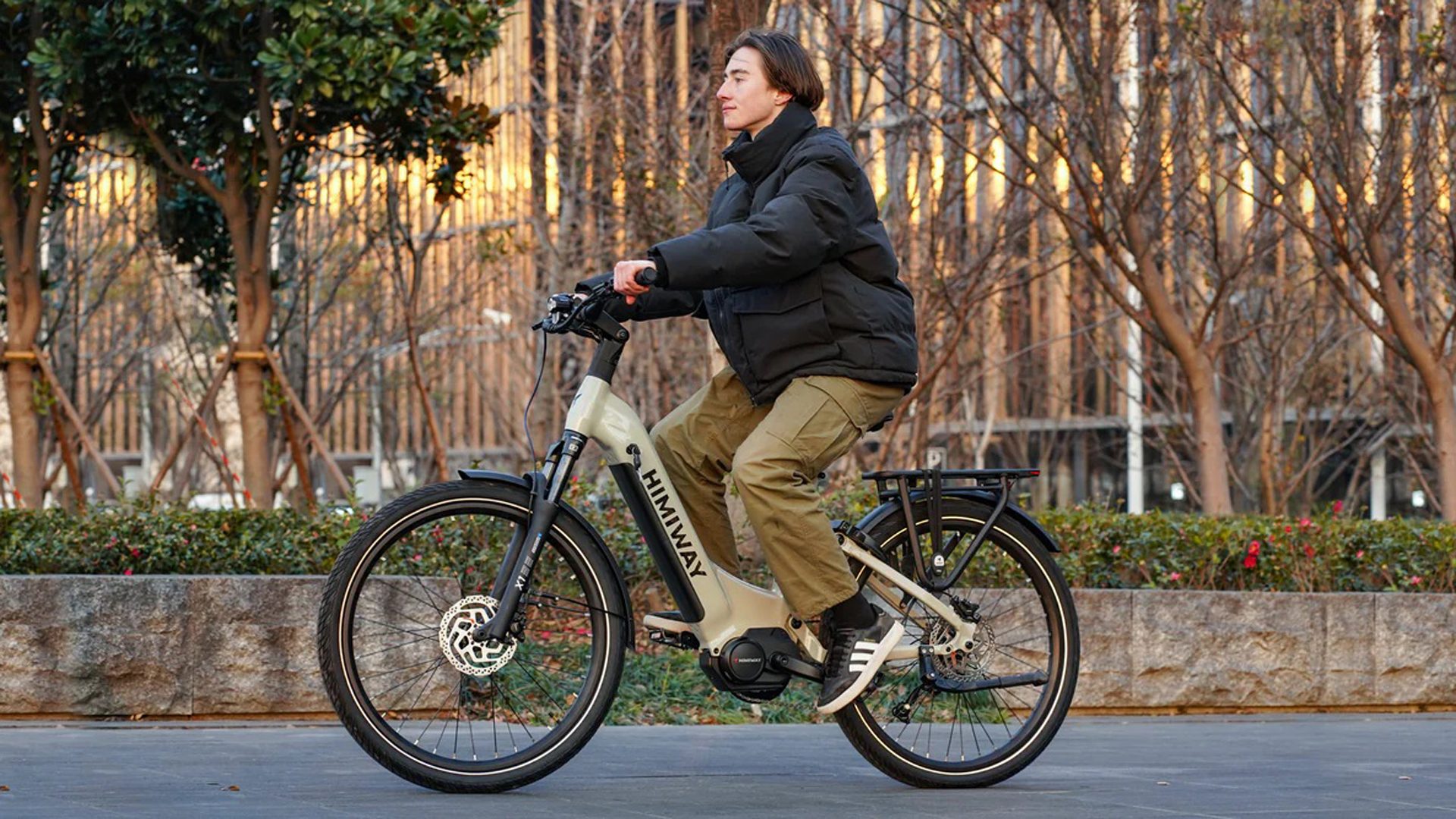 Save Big on this Offroad-Capable Commuter E-Bike