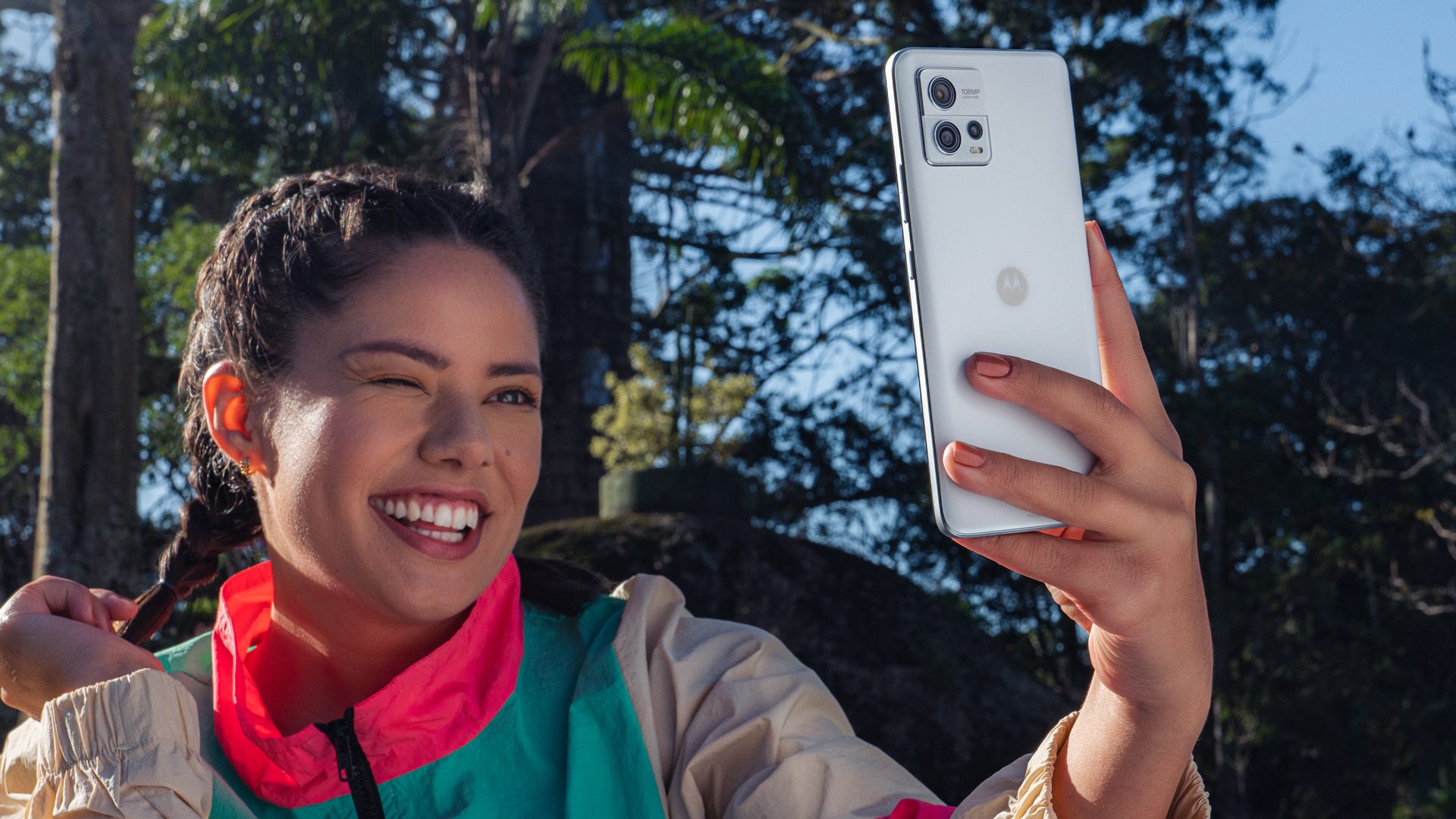 Motorola Moto G72 launched: Huge camera for a small price | nextpit