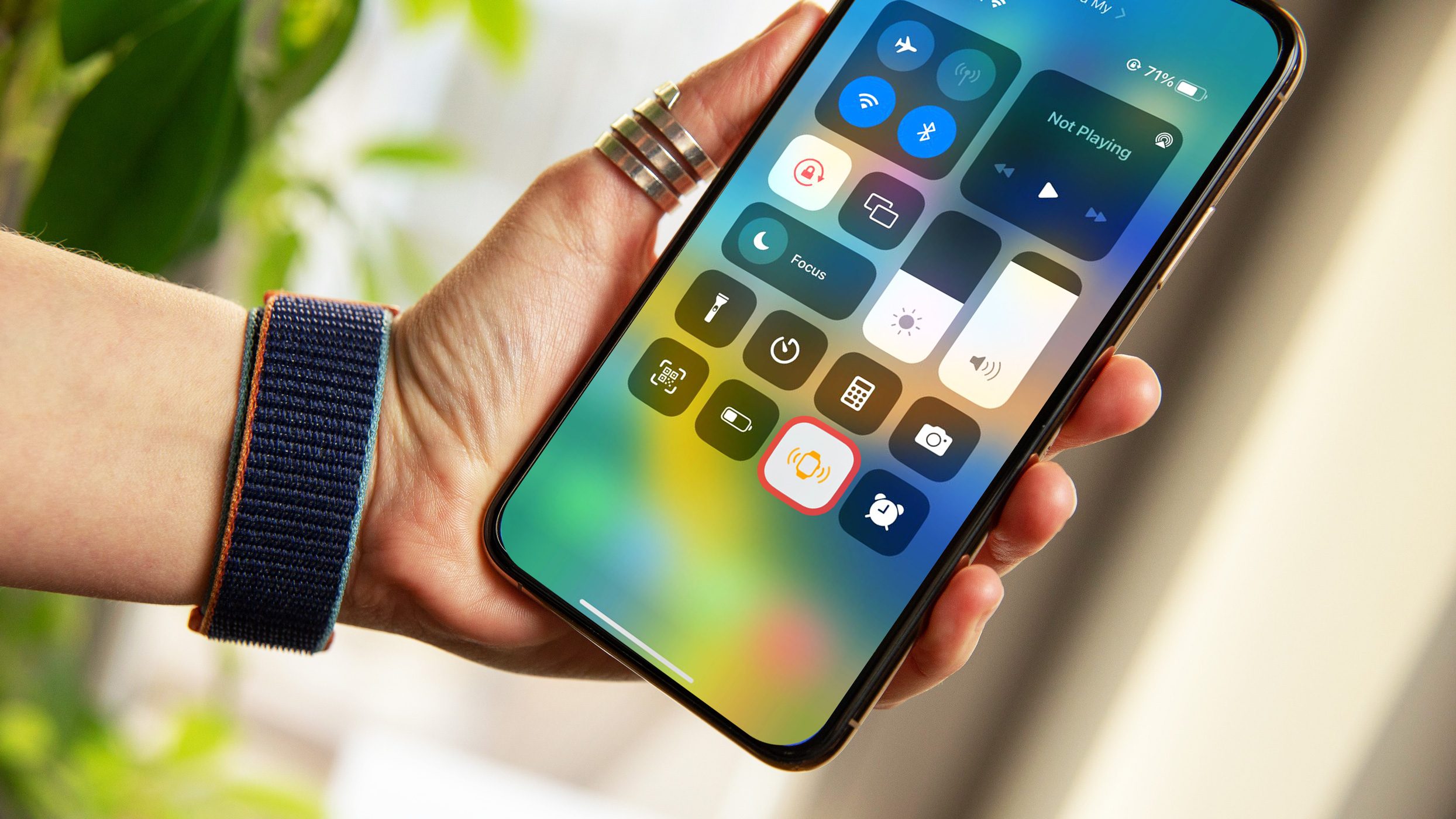 ios-17-comment-retrouver-votre-apple-watch-perdue-avec-votre-iphone